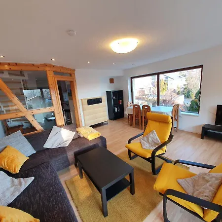 Ferienhaus Sonnengelb Im Herzen Des Schwarzwaldes Schönwalde